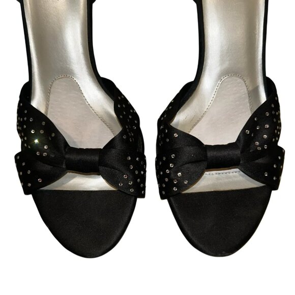 Karen Scott Y2K Black Satin Kitten Heels w/ Rhinestones & Bow Detail | Size 8 - Picture 3 of 4